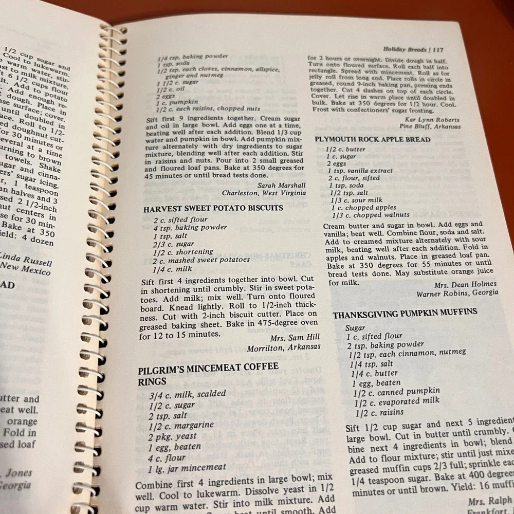 Breads Favorite Recipes of Home Economics Teachers 1981 Spiral Cookbook Vintage